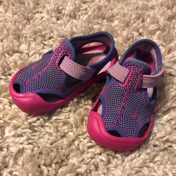 girls nike sunray sandals